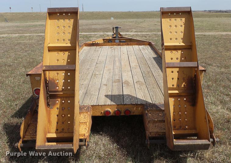 image for item DC3098 1999 Belshe T-1 equipment trailer