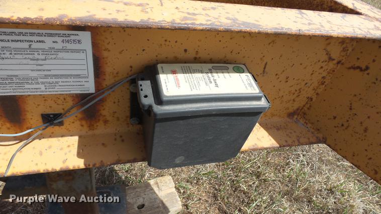 image for item DC3098 1999 Belshe T-1 equipment trailer