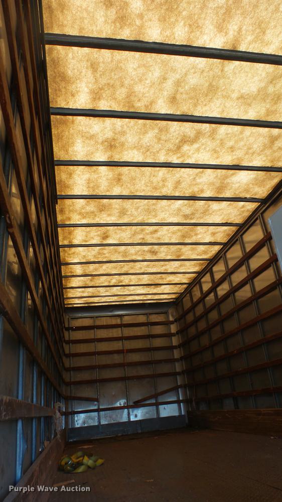 image for item DC3100 2007 Freightliner M2 106 box truck