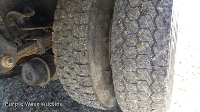 image for item DC3100 2007 Freightliner M2 106 box truck