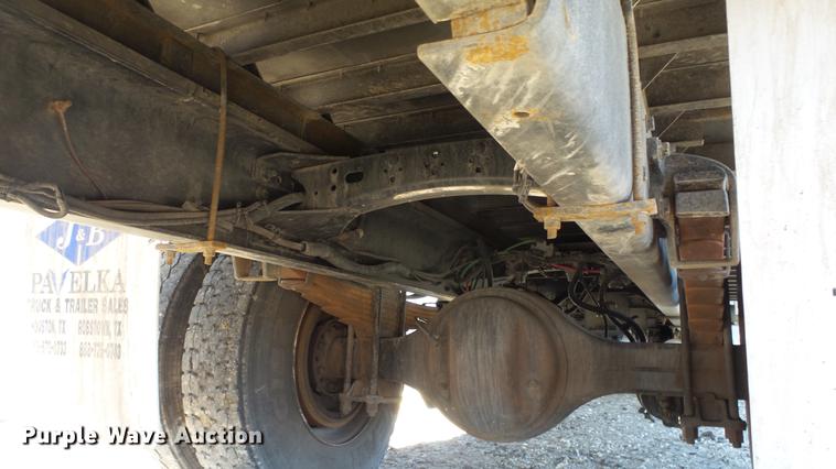 image for item DC3100 2007 Freightliner M2 106 box truck