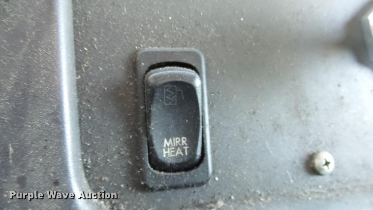 image for item DC3100 2007 Freightliner M2 106 box truck