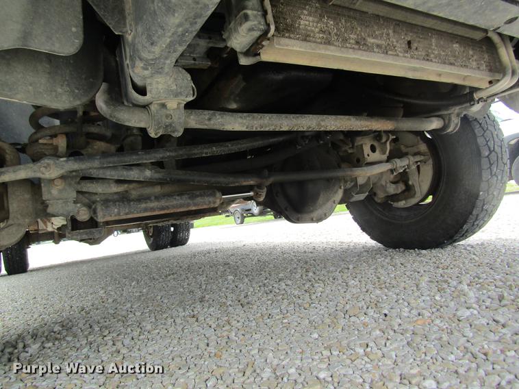 image for item DC4257 2004 Dodge Ram 3500 Quad Cab flatbed pickup truck