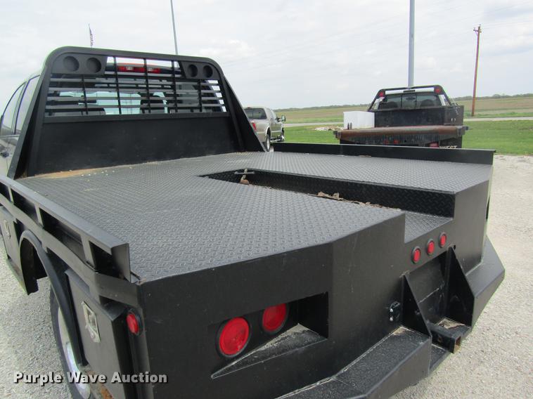 image for item DC4257 2004 Dodge Ram 3500 Quad Cab flatbed pickup truck