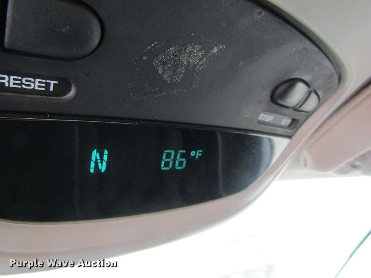 image for item DC4257 2004 Dodge Ram 3500 Quad Cab flatbed pickup truck