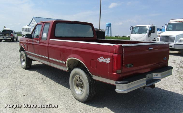 image for item DC4258 1997 Ford F250 SuperCab pickup truck