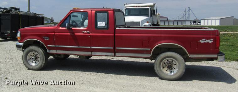 image for item DC4258 1997 Ford F250 SuperCab pickup truck