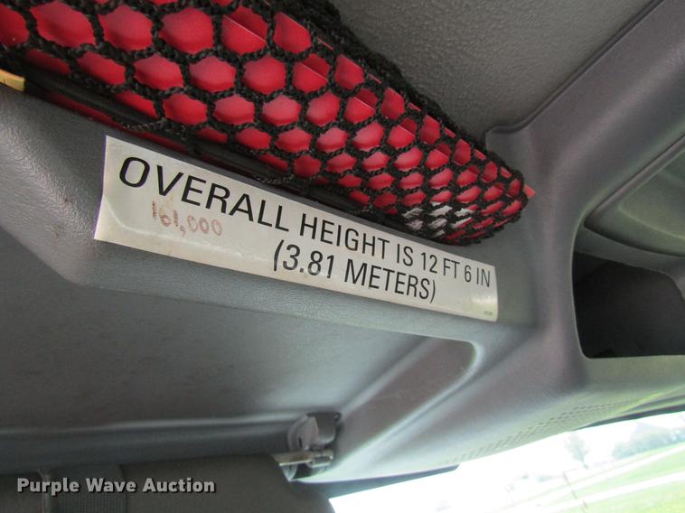 image for item DC4263 2007 International 4200 box truck