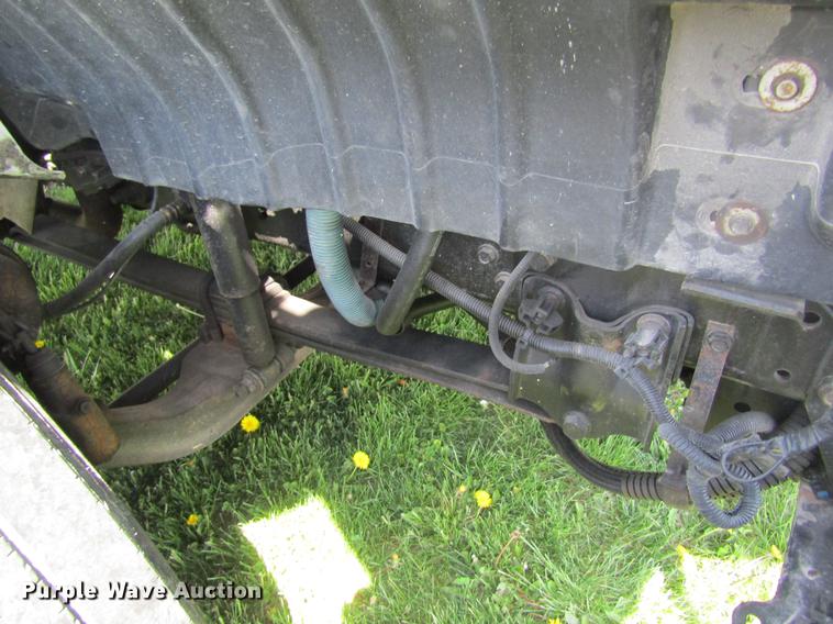 image for item DC4263 2007 International 4200 box truck