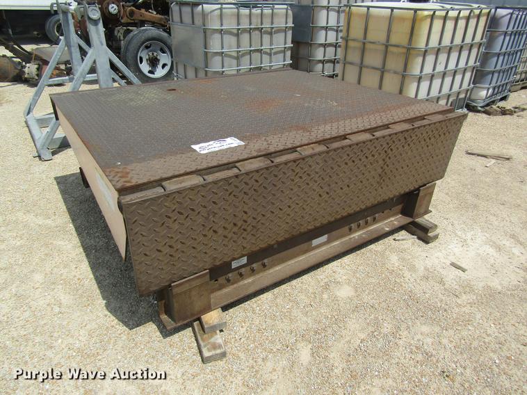 image for item DC4265 Vestil loading dock