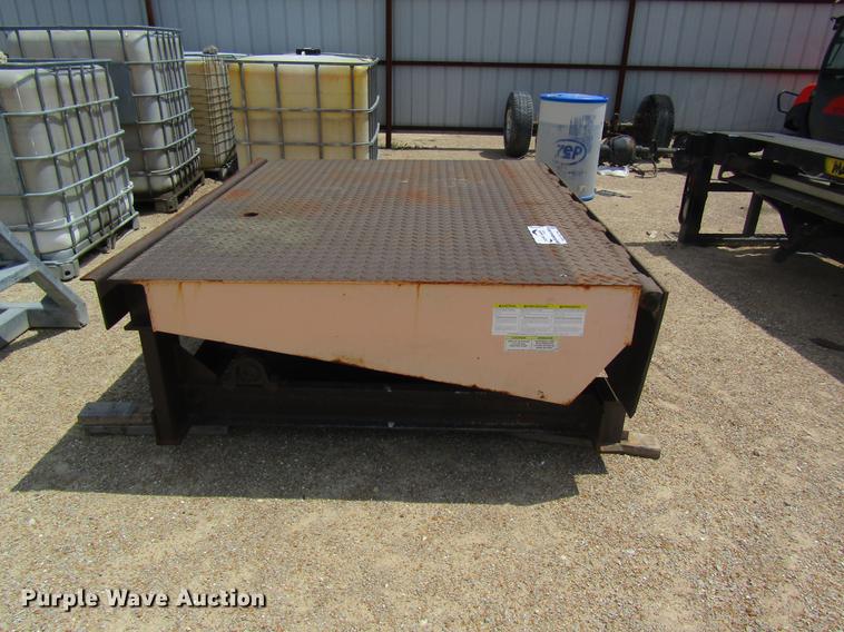 image for item DC4265 Vestil loading dock