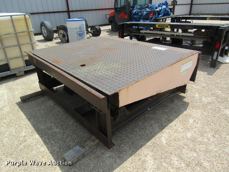 image for item DC4265 Vestil loading dock