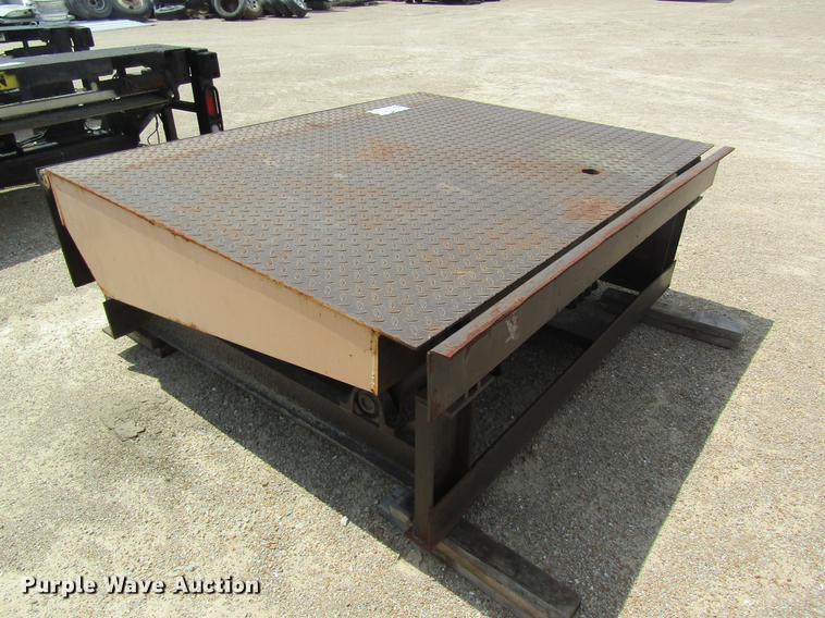 image for item DC4265 Vestil loading dock