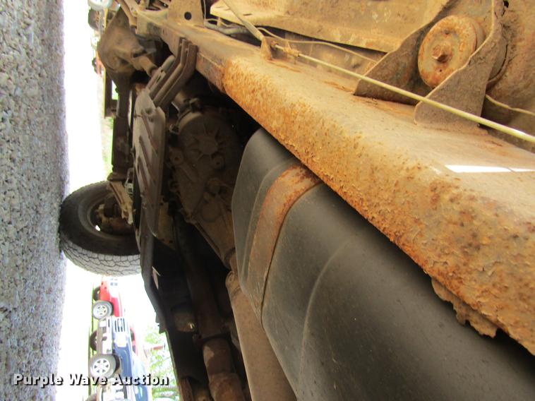 image for item DC4274 2000 Dodge Ram 3500 flatbed pickup truck