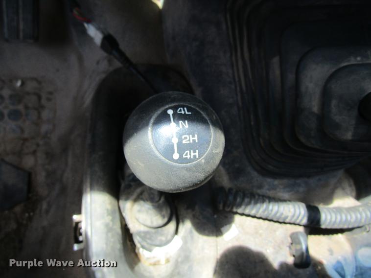 image for item DC4274 2000 Dodge Ram 3500 flatbed pickup truck