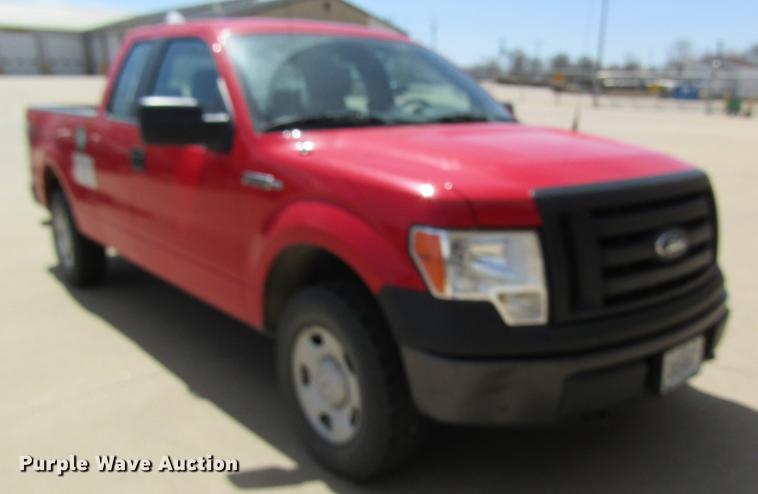 image for item DC4281 2009 Ford F150 SuperCab pickup truck