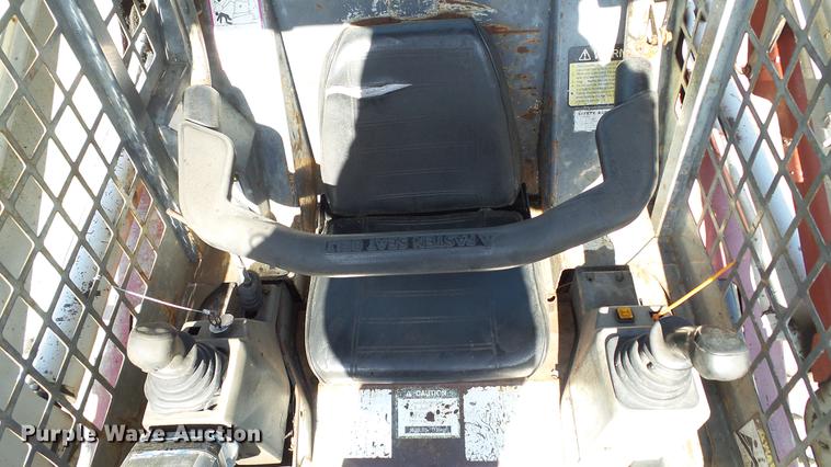 image for item DC5544 2006 Takeuchi TL130 skid steer