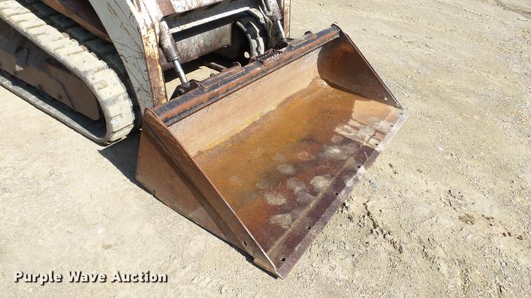 image for item DC5544 2006 Takeuchi TL130 skid steer