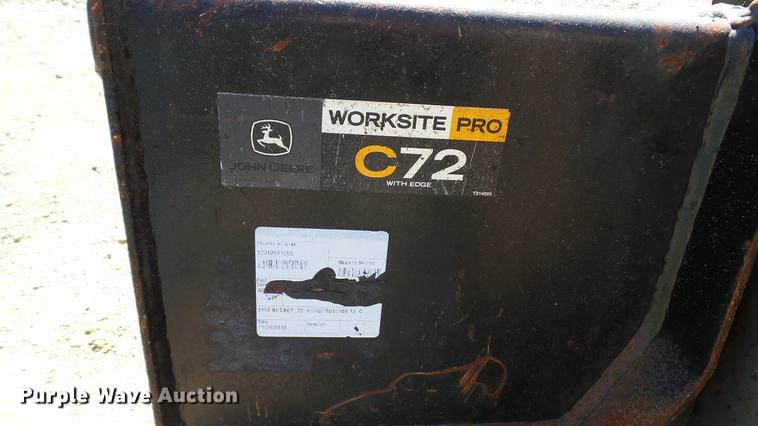 image for item DC5544 2006 Takeuchi TL130 skid steer