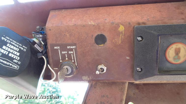 image for item DC5545 1994 Case 1845C skid steer