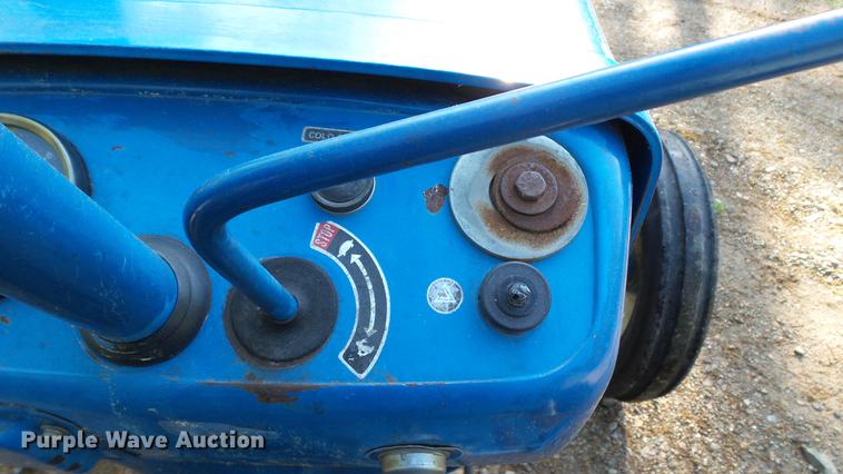 image for item DC5547 Ford 1700 tractor