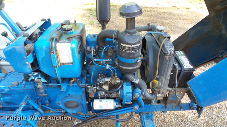 image for item DC5547 Ford 1700 tractor