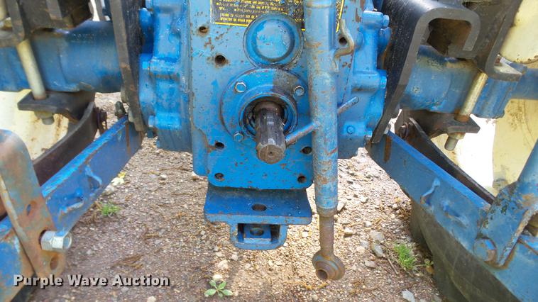 image for item DC5547 Ford 1700 tractor