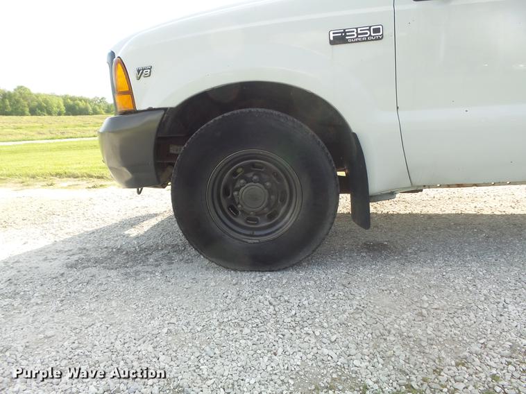 image for item DC7293 2000 Ford F350 Super Duty XL SuperCab utility bed pickup truck