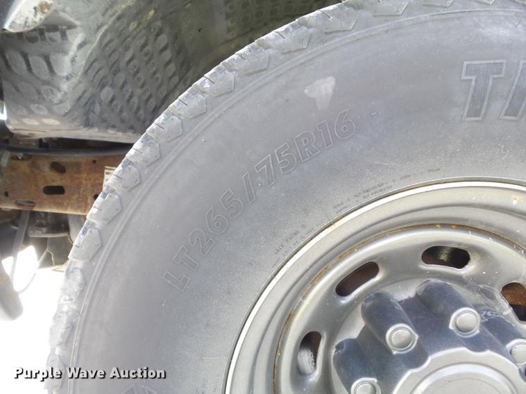 image for item DC7293 2000 Ford F350 Super Duty XL SuperCab utility bed pickup truck