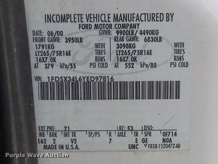 image for item DC7293 2000 Ford F350 Super Duty XL SuperCab utility bed pickup truck