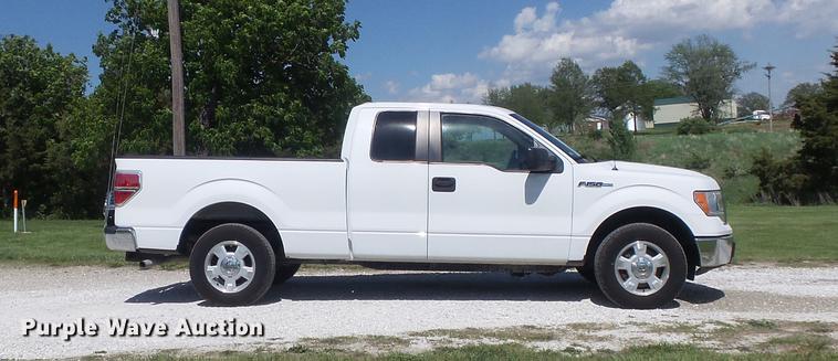 image for item DC7295 2010 Ford F150 XLT SuperCab pickup truck