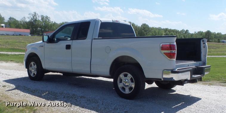 image for item DC7295 2010 Ford F150 XLT SuperCab pickup truck