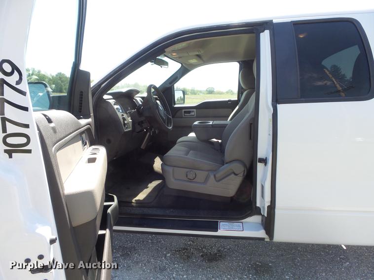 image for item DC7295 2010 Ford F150 XLT SuperCab pickup truck