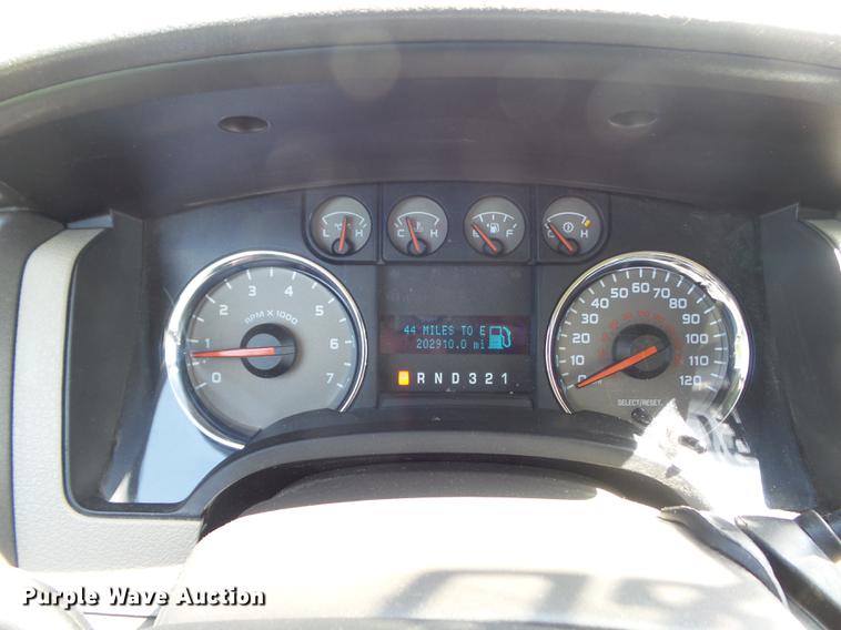 image for item DC7295 2010 Ford F150 XLT SuperCab pickup truck