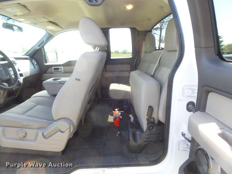 image for item DC7295 2010 Ford F150 XLT SuperCab pickup truck