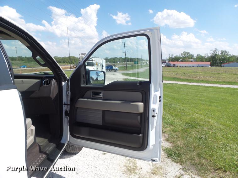 image for item DC7295 2010 Ford F150 XLT SuperCab pickup truck