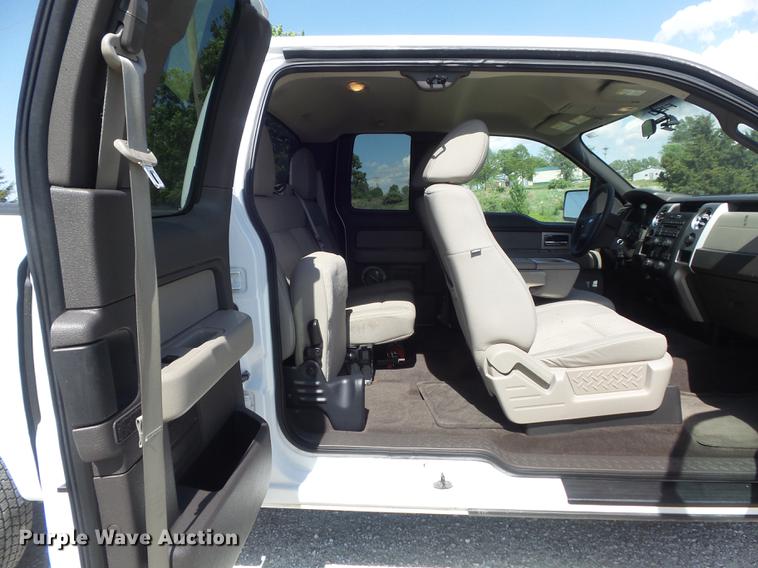 image for item DC7295 2010 Ford F150 XLT SuperCab pickup truck