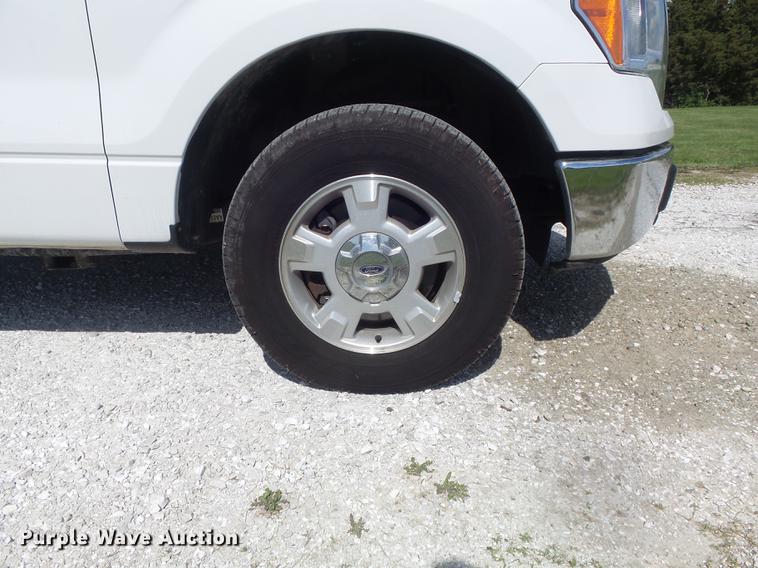 image for item DC7295 2010 Ford F150 XLT SuperCab pickup truck