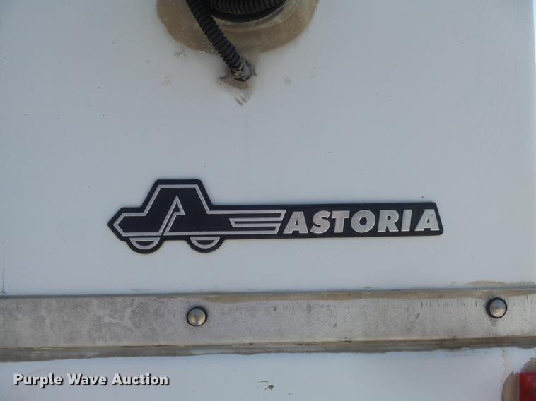 image for item DC7299 2002 Ford F350 Super Duty XL SuperCab utility bed pickup truck