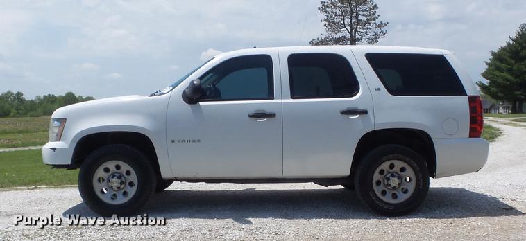 image for item DC7300 2009 Chevrolet Tahoe LS SUV