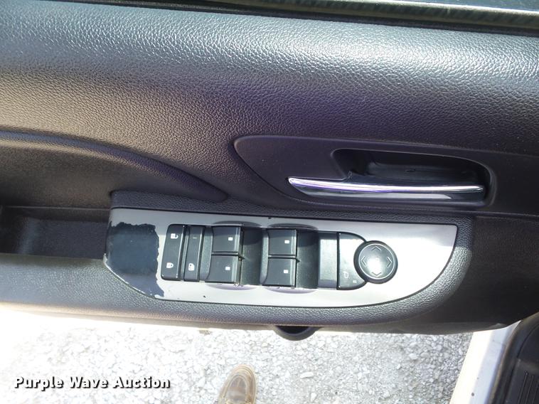 image for item DC7300 2009 Chevrolet Tahoe LS SUV