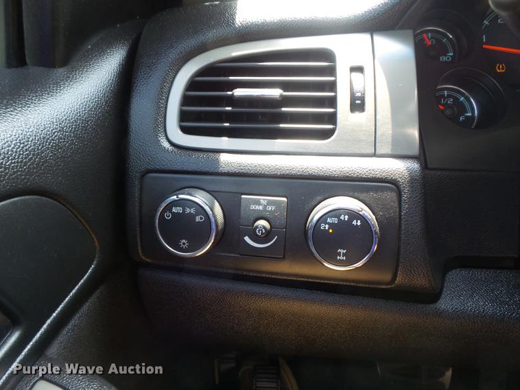 image for item DC7300 2009 Chevrolet Tahoe LS SUV