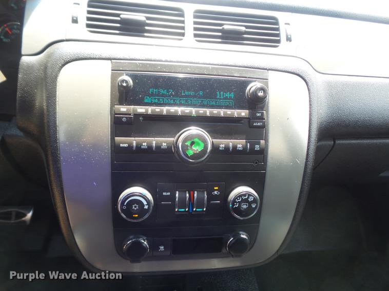 image for item DC7300 2009 Chevrolet Tahoe LS SUV