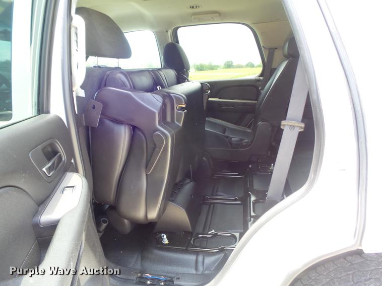 image for item DC7300 2009 Chevrolet Tahoe LS SUV