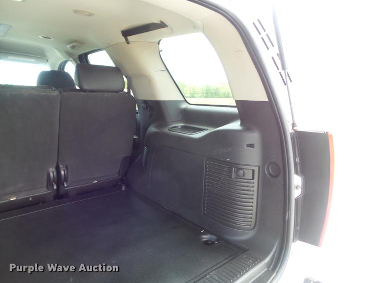 image for item DC7300 2009 Chevrolet Tahoe LS SUV