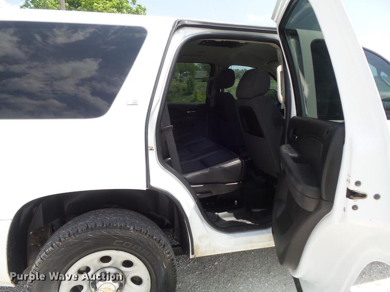 image for item DC7300 2009 Chevrolet Tahoe LS SUV