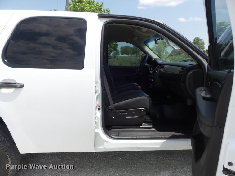 image for item DC7300 2009 Chevrolet Tahoe LS SUV