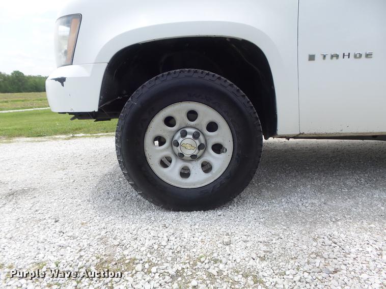 image for item DC7300 2009 Chevrolet Tahoe LS SUV