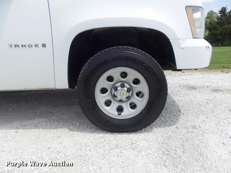 image for item DC7300 2009 Chevrolet Tahoe LS SUV