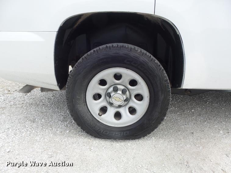 image for item DC7300 2009 Chevrolet Tahoe LS SUV